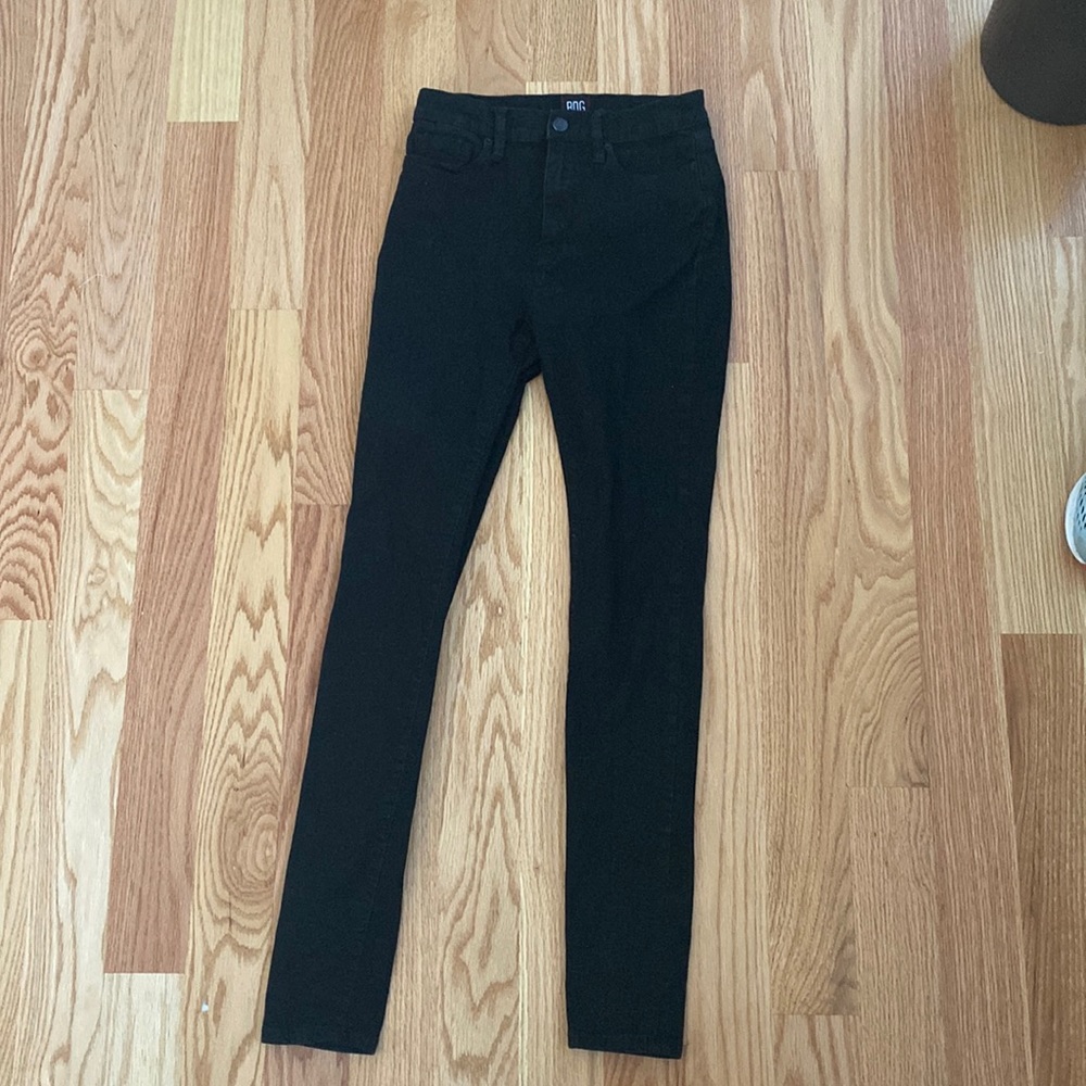 BDG Twig High-Rise black jeans